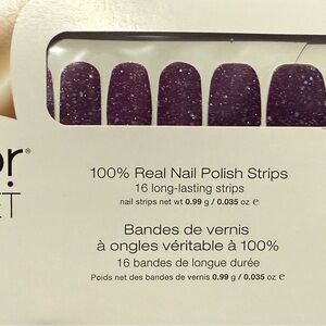 ColorStreet- Bordeaux Glitz